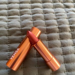 COPY - Yensa vibrant silk lipstick